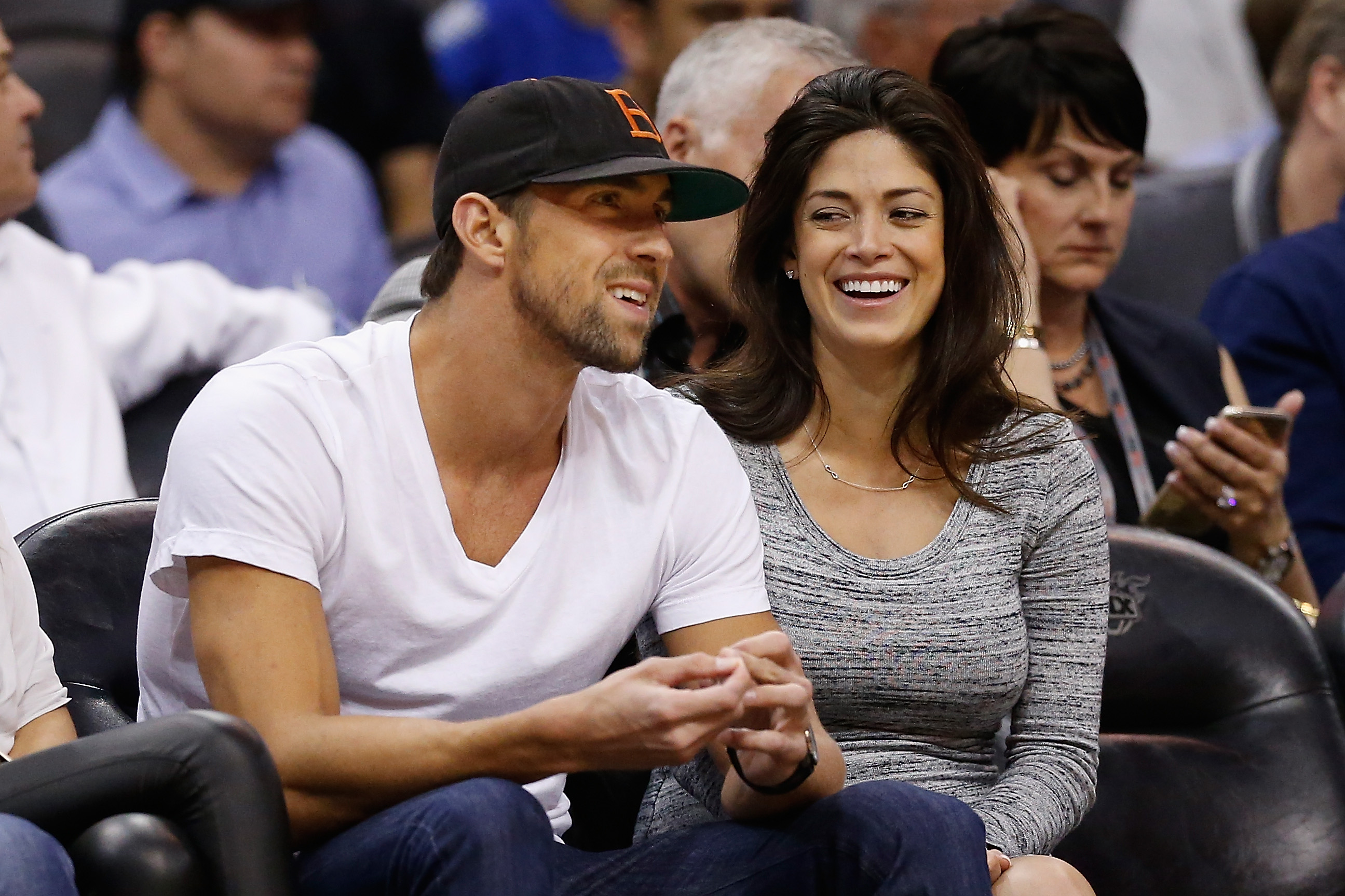 Nicole Johnson Michael Phelps S Fiancee 5 Fast Facts