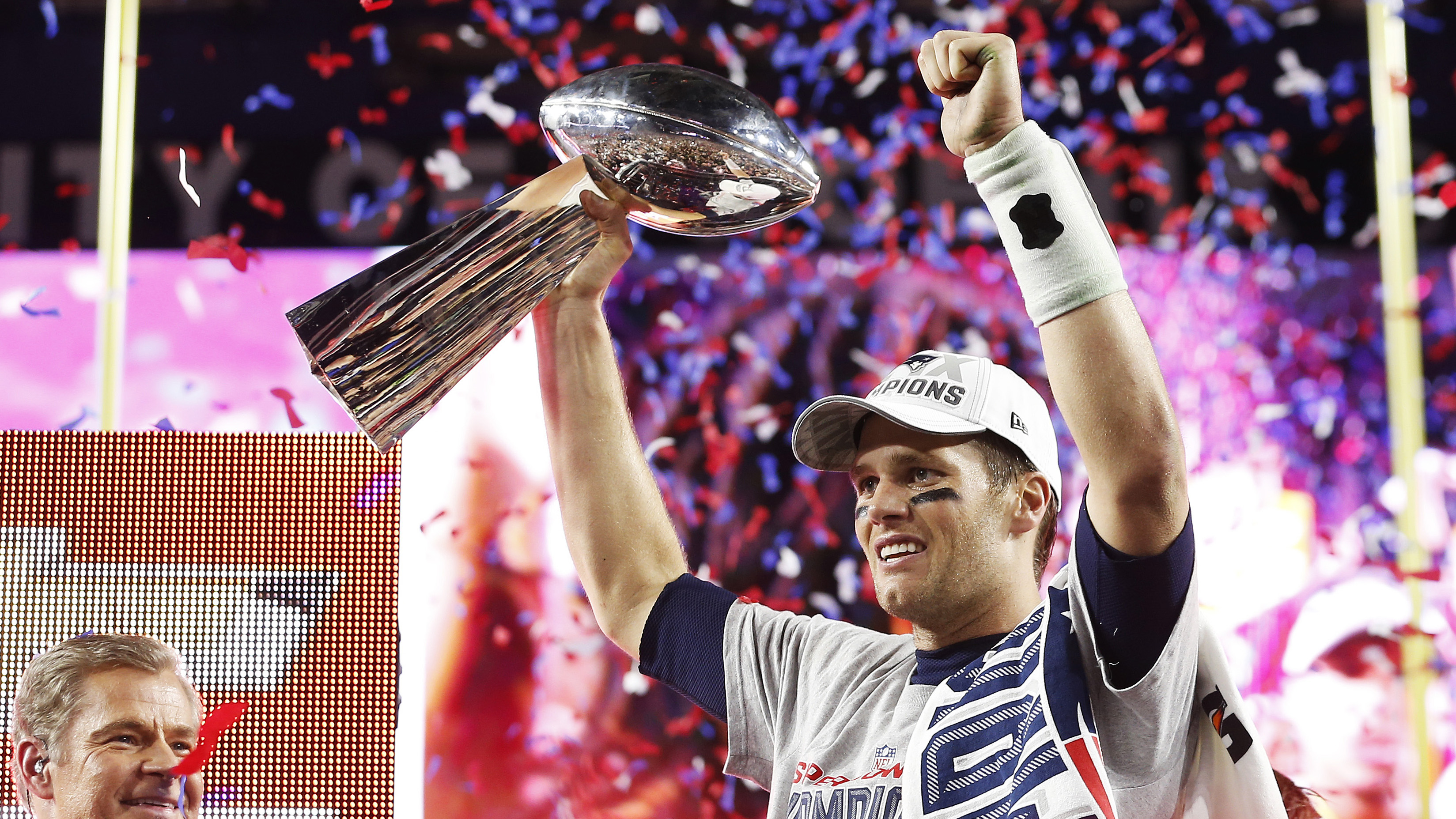 Tom Brady Super Bowl MVP, Tom Brady Vince Lombardi Trophy