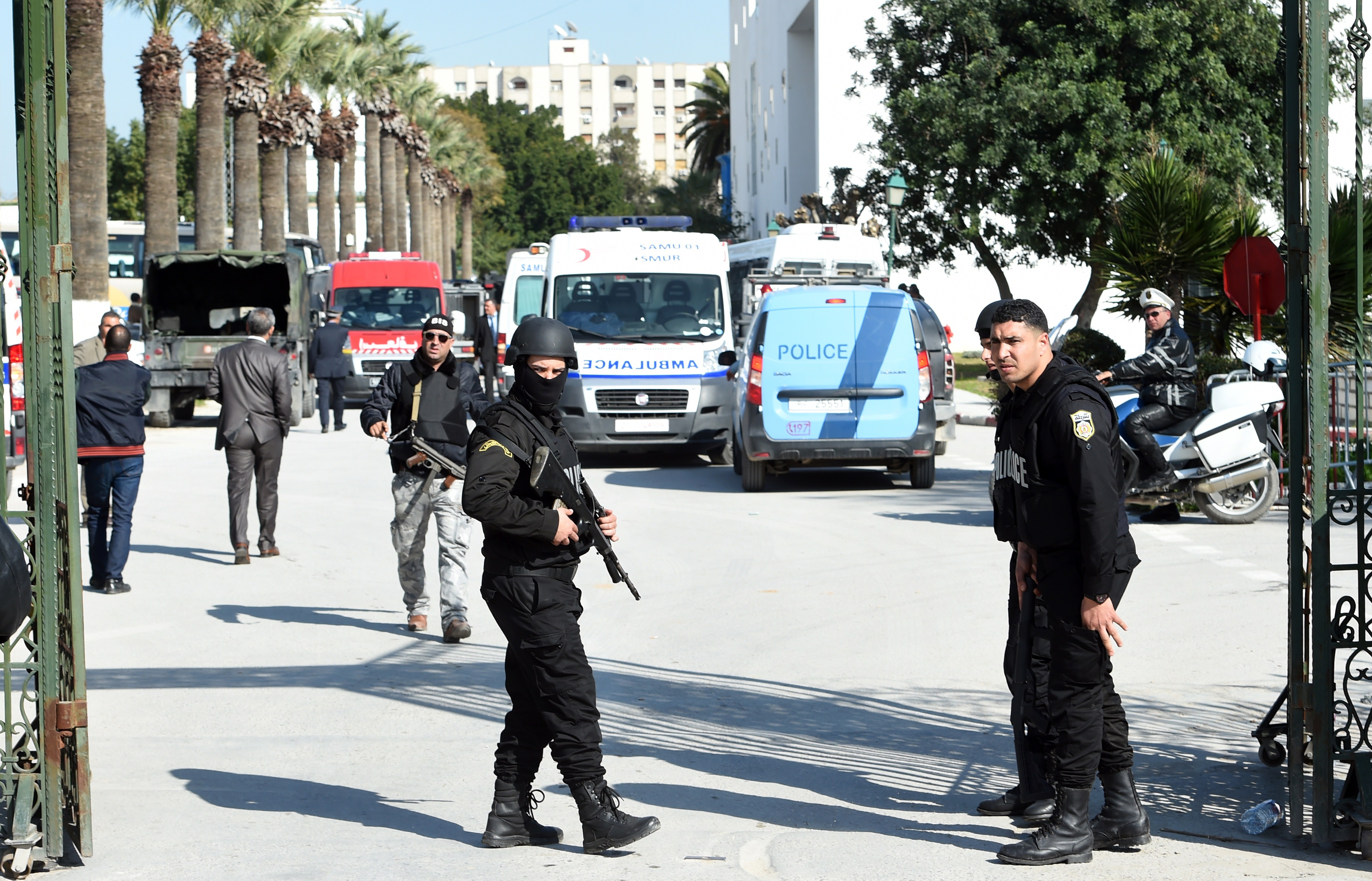 Tunisian security forces and military personnel secure the area after gunmen attacked Tunis' famed Bardo Museum . (Getty)