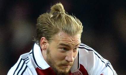 WATCH: Nicklas Bendtner Scores Hat Trick for Denmark Against USA