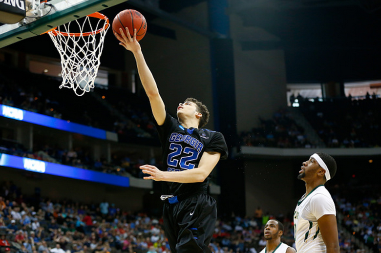 R.J. Hunter #22 of the Georgia State Panthers lays the ball up against Royce O'Neale #00 of the Baylor Bears in the second half during the second round of the 2015 NCAA Men's Basketball Tournament at Jacksonville Veterans Memorial Arena on March 19, 2015 in Jacksonville, Florida. (Getty)