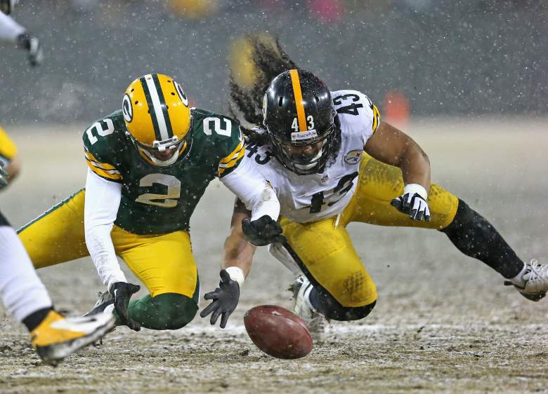 Polamalu blocked a Mason Crosby field goal in a 2013 game against the Green Bay Packers. (Getty)