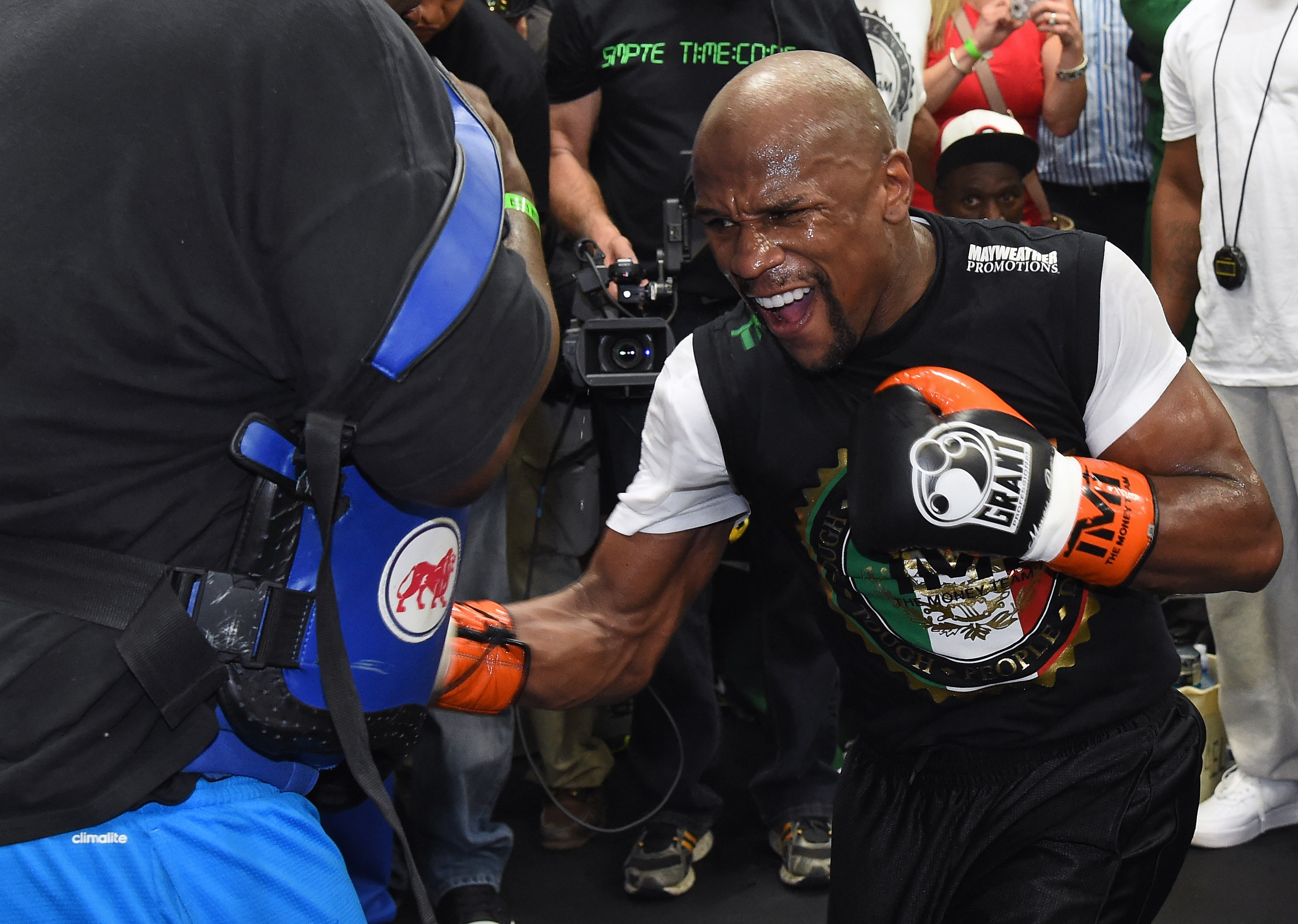 WATCH Floyd Mayweather Workout Stream Online