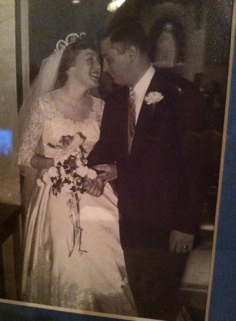 Frank Kaminsky Jr. and wife Mary (Stack) Kaminsky on their wedding day. (Facebook/Mary Stack Kaminsky)