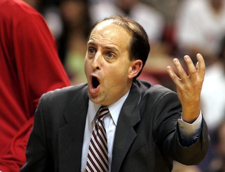 Jeff Van Gundy yells at officials during a game in 2005 (Getty)