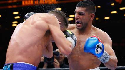 Amir Khan vs. Chris Algieri: Result & Highlights