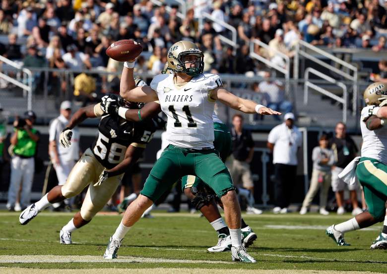 UAB quarterback drops back in the pocket. (Getty)