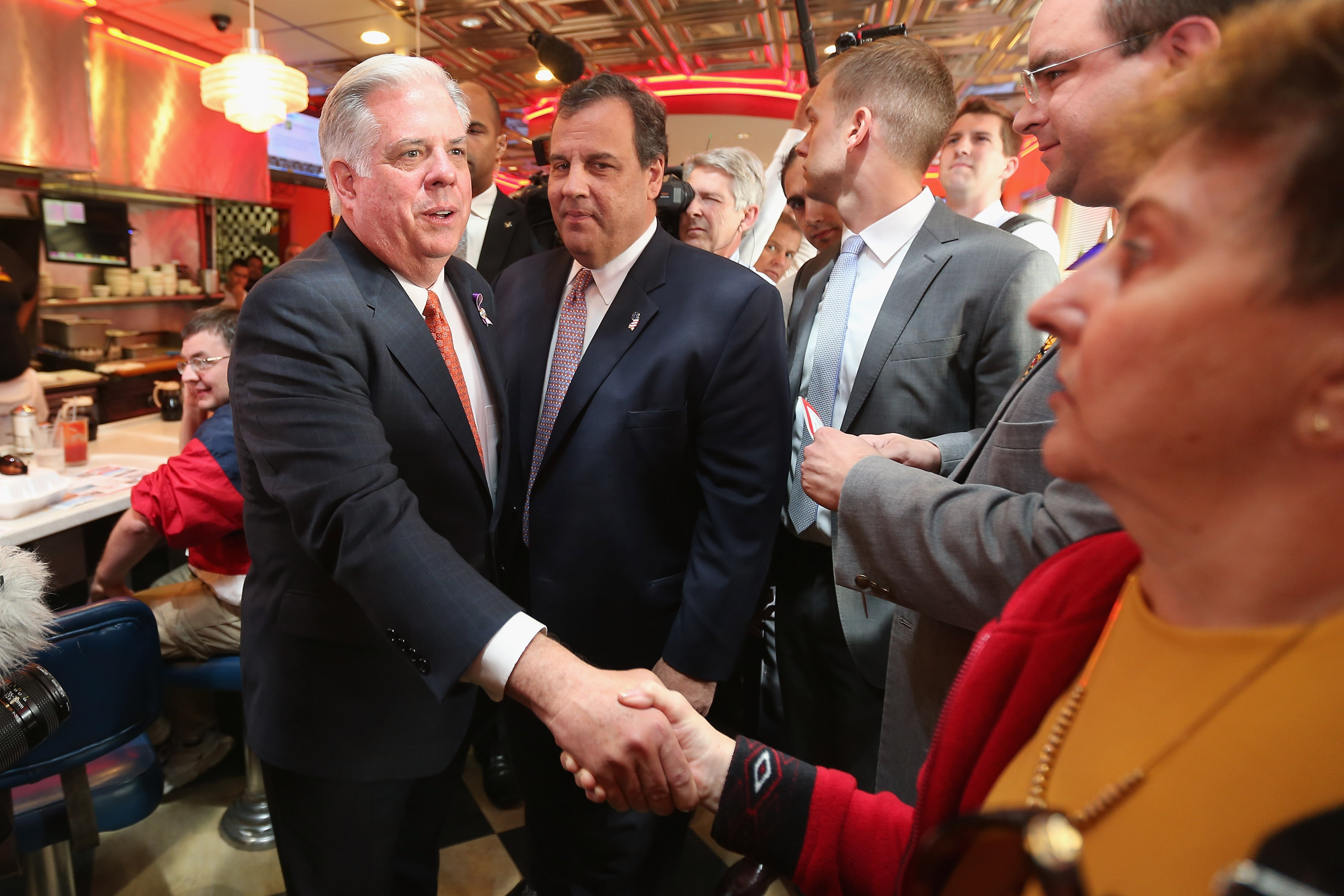 Hogan campaigning with New Jersey Governor Chris Christie. (Getty)