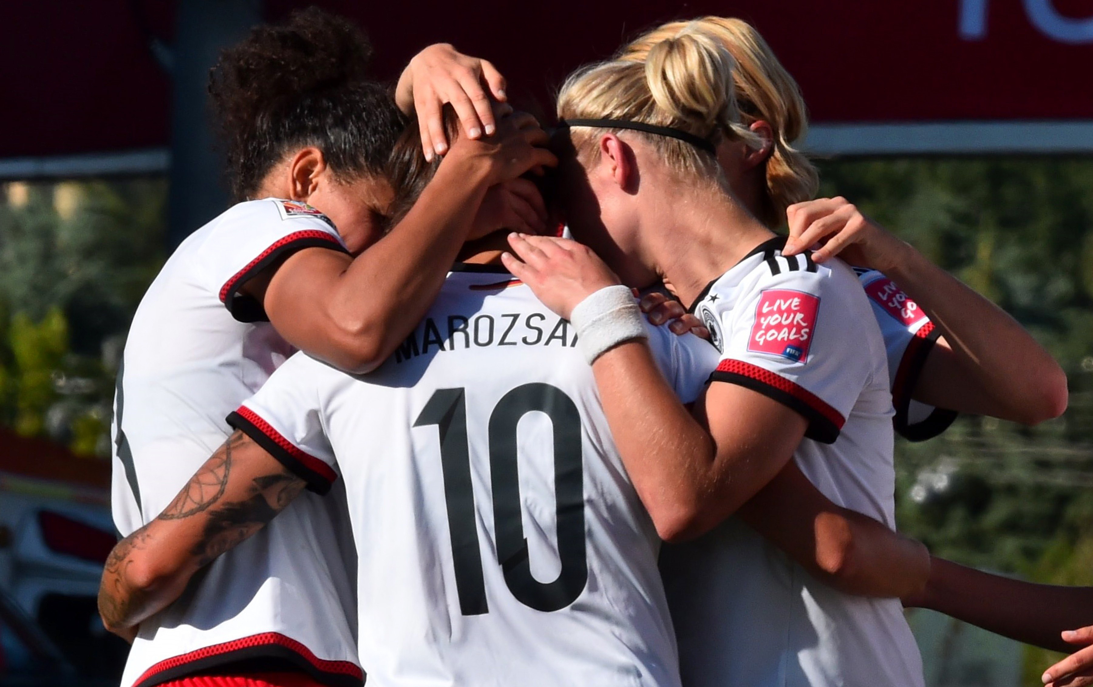 German Women s Soccer Team 5 Fast Facts Heavy