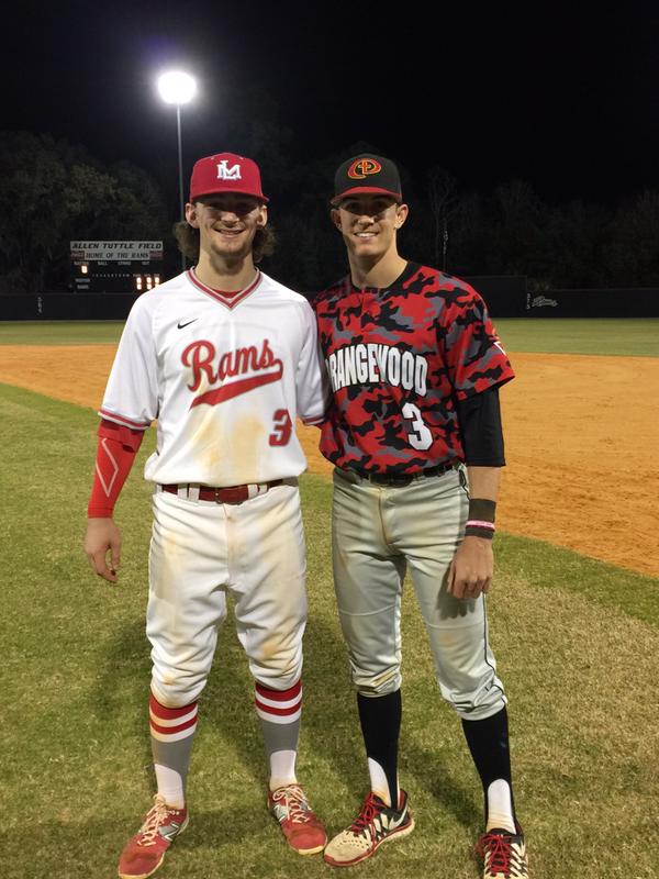 Rodgers (L) poses with fellow FSU-signee Jackson Lueck. (Twitter)