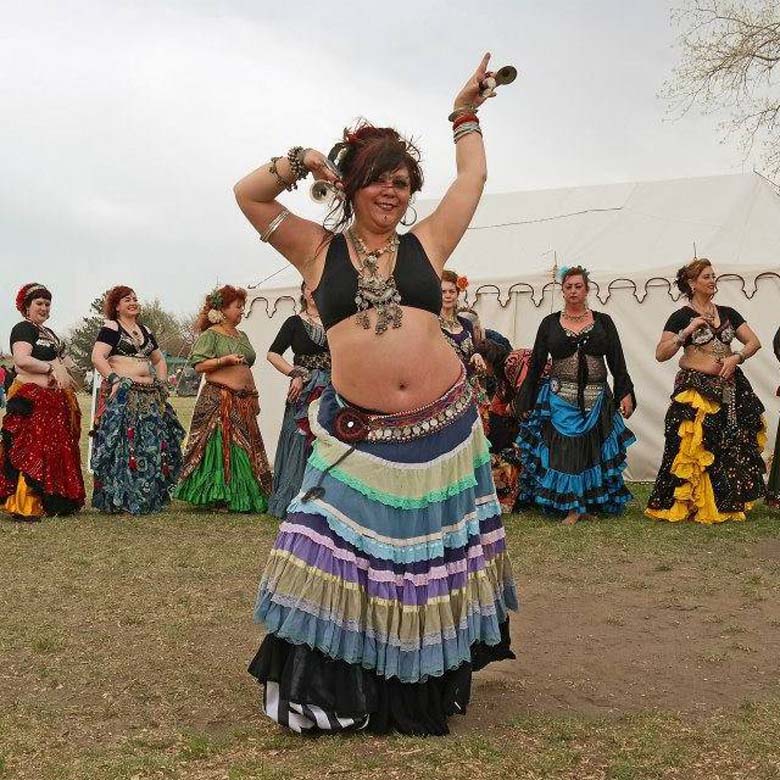 Tanya Tandoc Belly Dancing