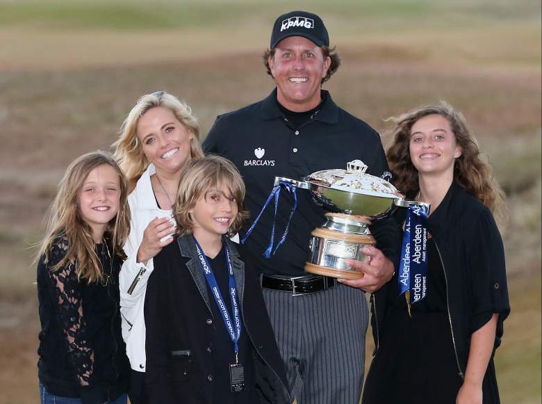 Phil, Amy and their three children, from left to right, Sophia, Evan and Amanda in 2013. (Getty)