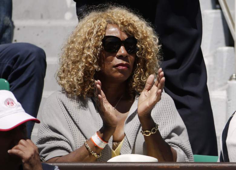 Oracene Price (L), mother of US Serena Williams attends the women's final match US player Serena Williams against Czech Republic's Lucie Safarova at the Roland Garros 2015 French Tennis Open in Paris on June 6, 2015.  AFP PHOTO / KENZO TRIBOUILLARD        (Photo credit should read KENZO TRIBOUILLARD/AFP/Getty Images)