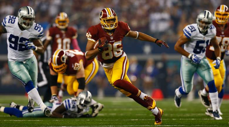 ARLINGTON, TX - OCTOBER 13: Jordan Reed #86 of the Washington Redskins carries the ball against the Dallas Cowboys in the third quarter on October 13, 2013 in Arlington, Texas. The Cowboys beat the Redskins 31-16. (Photo by Tom Pennington/Getty Images)