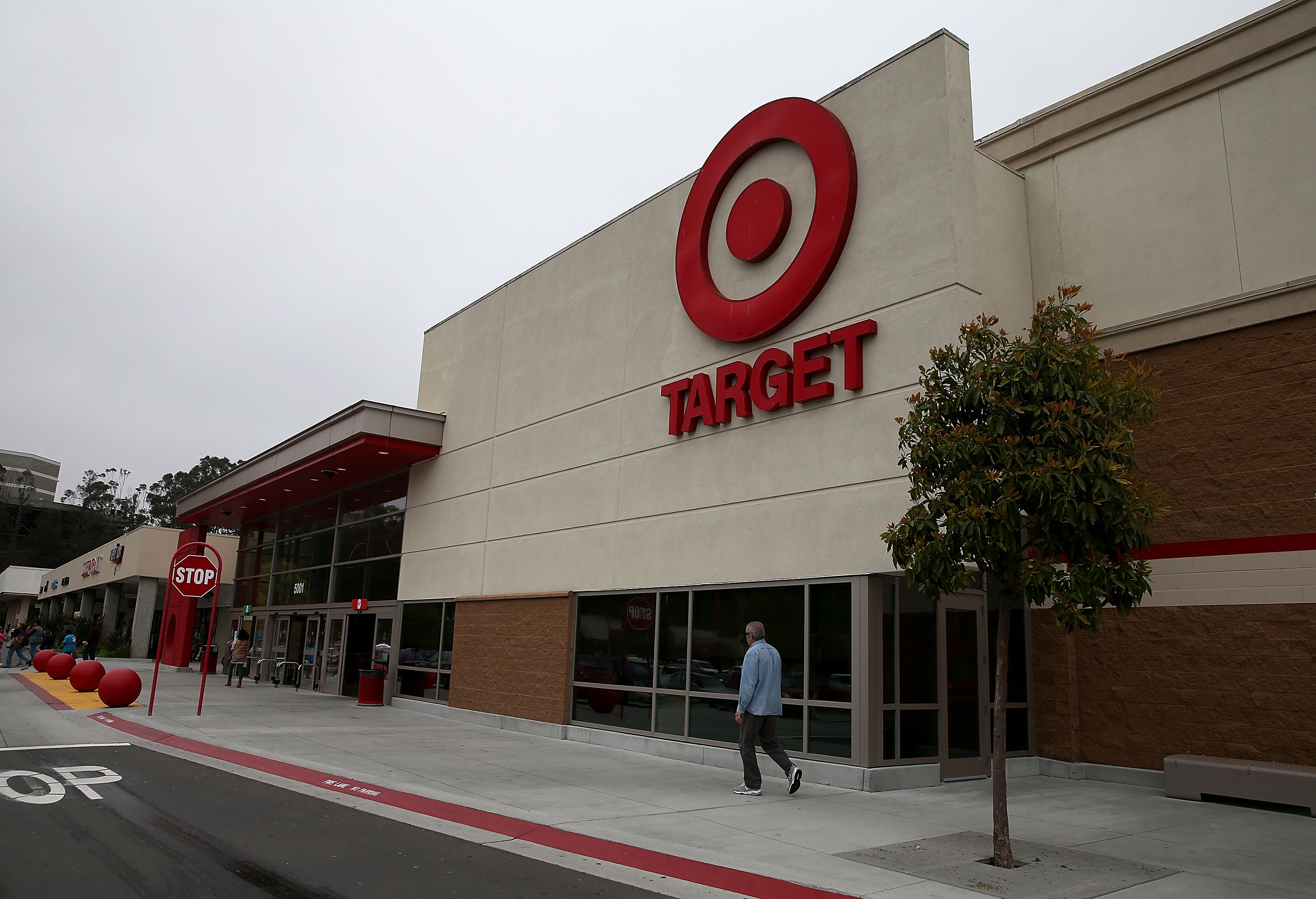 Walmart & Target New Year's Hours Eve/Day on 2016/17: Is ...