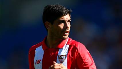 WATCH: Ever Banega Curls in Free Kick Against Barcelona