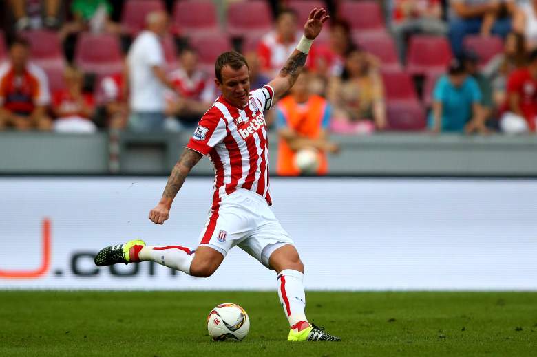 Glen Whelan has made more than 200 apperaances for Stoke. Getty)