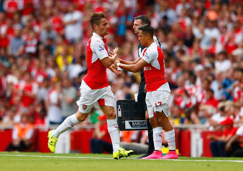 Alexis Sanchez (R) appeared as a substitute last weekend. (Getty)
