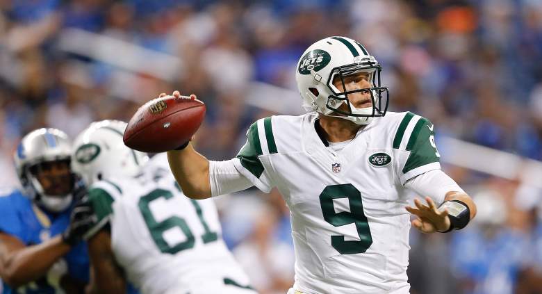 DETROIT, MI - AUGUST 13: Bryce Petty #9 of the New York Jets drops back to pass during the third quarter of the preseason game against the Detroit Lions on August 13, 2015 at Ford Field Detroit, Michigan. The Lions defeated the Jets 23-3. (Photo by Leon Halip/Getty Images)