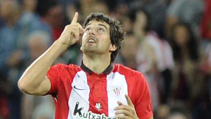 WATCH: Mikel San Jose Scores Against Barcelona From Midfield