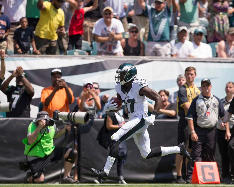 PHILADELPHIA, PA - AUGUST 16: Nelson Agholor #17 of the Philadelphia Eagles scores a touchdown in the first quarter of the preseason game against the Indianapolis Colts on August 16, 2015 at Lincoln Financial Field in Philadelphia, Pennsylvania. (Photo by Mitchell Leff/Getty Images)