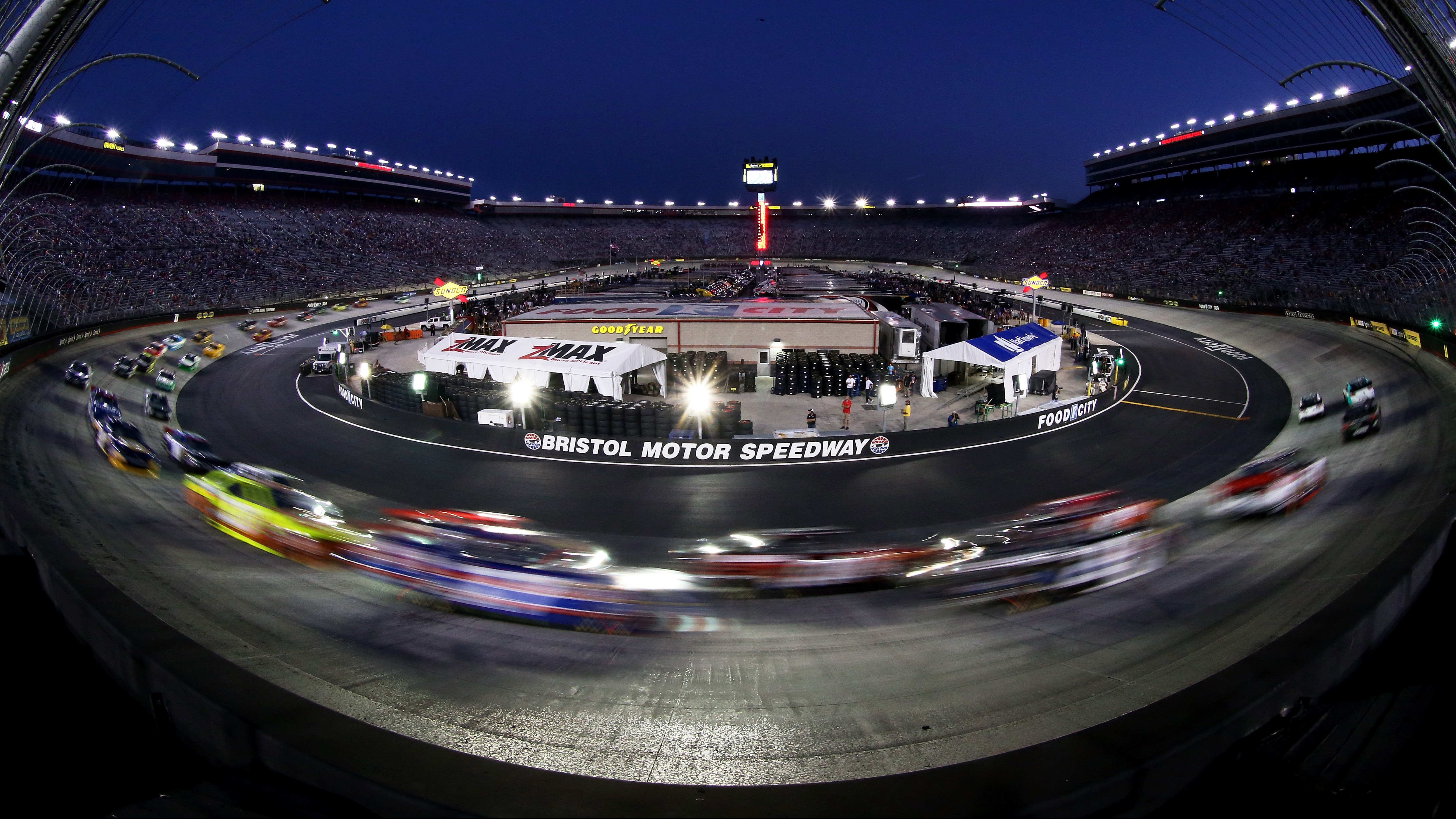 How to Watch NASCAR Irwin Tools Night Race Live Online