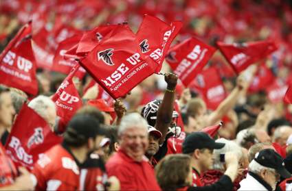 WATCH: Julio Jones Scores 2 Touchdowns in First Half