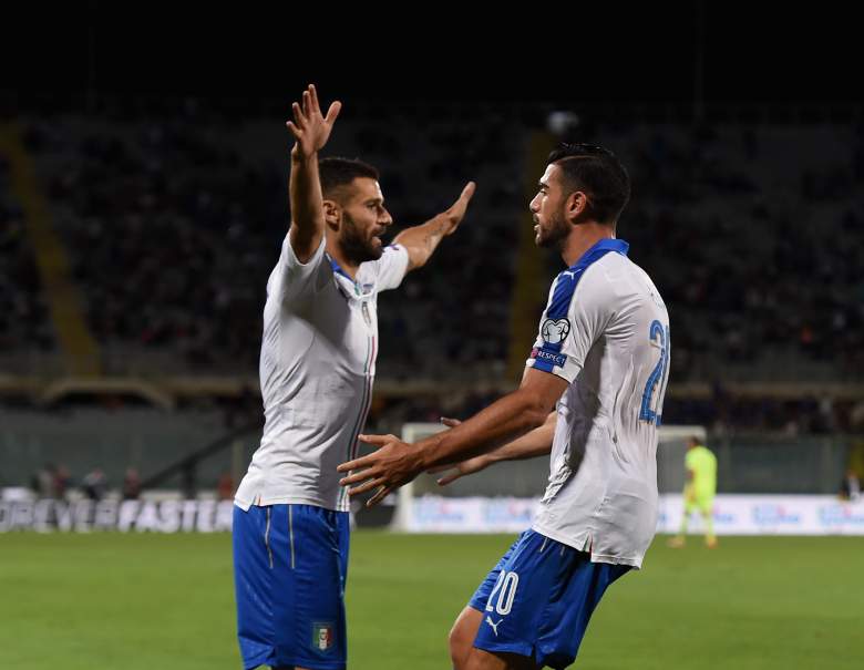 Graziano Pelle (L) scored the winning goal for Italy against Malta on Thursday. (Getty)