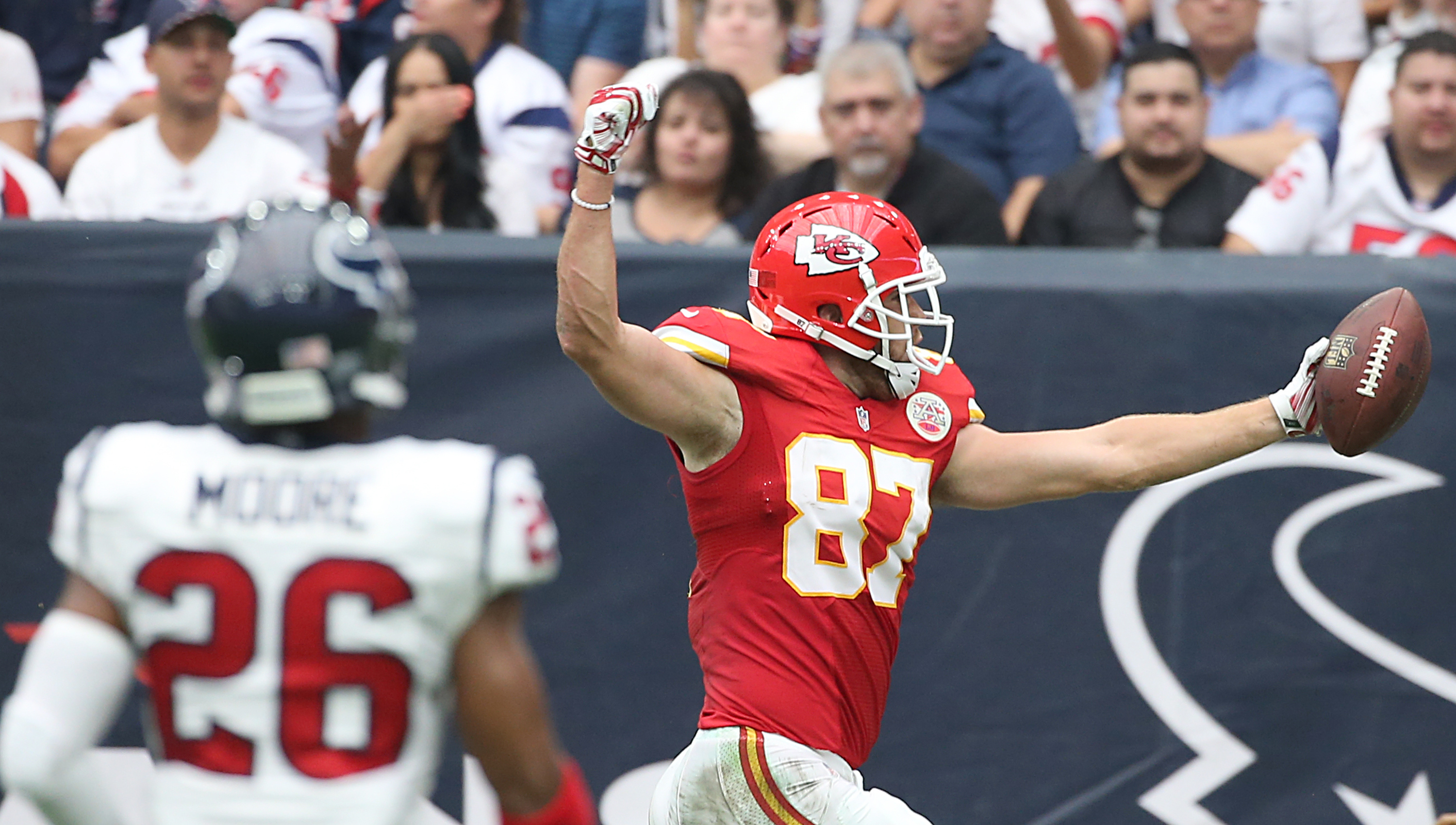 Travis Kelce had a red-hot start to the season (Getty).