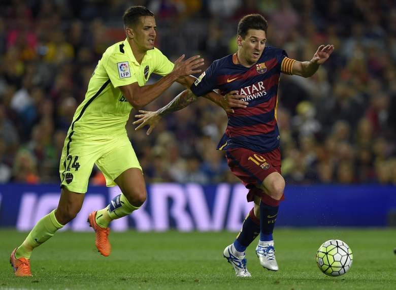 Lionel Messi continued his goalscoring and dodgy penalty-taking form at the weekend. (Getty)