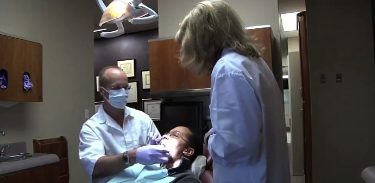 Walter Palmer reopening dental practice