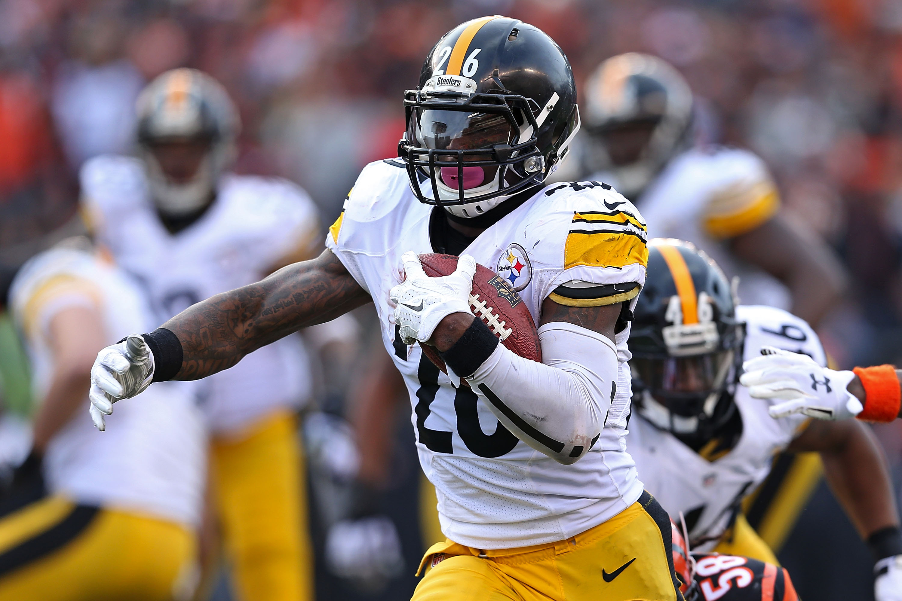 Le'Veon Bell wlll play a huge role in the Steelers offense without Roethilsberger (Getty).