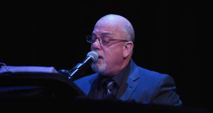 WATCH: Billy Joel Sings National Anthem at World Series Game 3