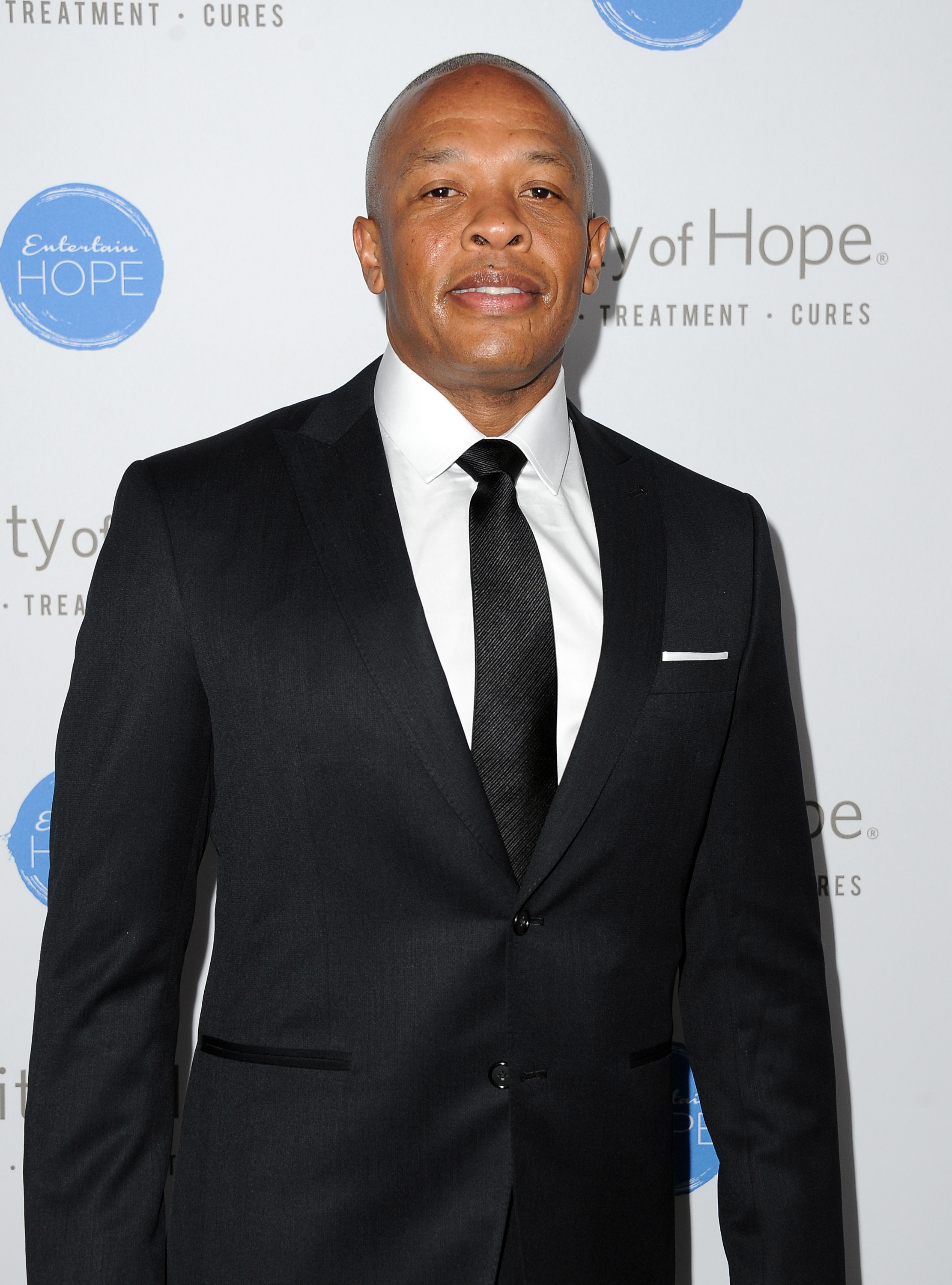 Dr. Dre Net Worth 5 Fast Facts You Need to Know