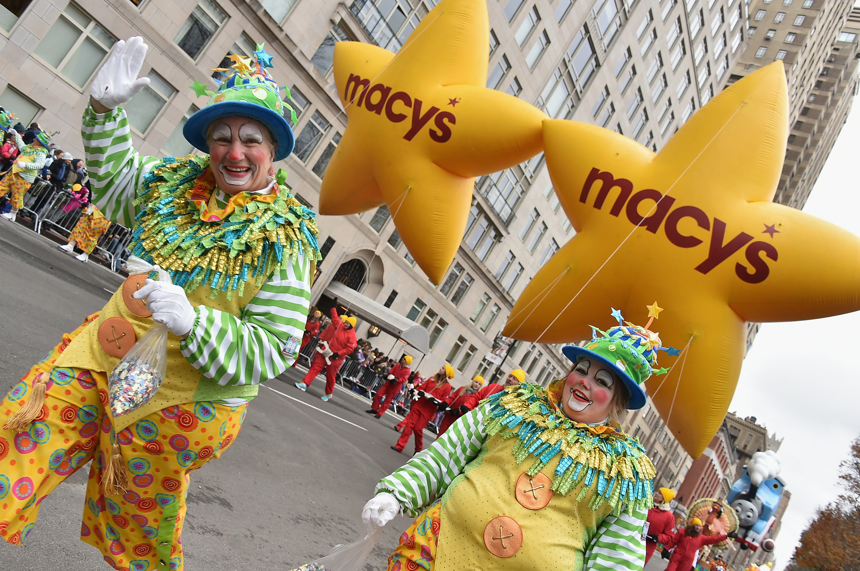 Macy’s Thanksgiving Day Parade 2015 Live Stream Watch Online | Heavy.com - Streaming The Macy's Thanksgiving Parade For Free