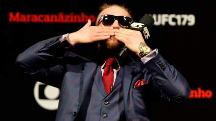 WATCH: UFC 194: Aldo vs. McGregor Live Weigh-In Online