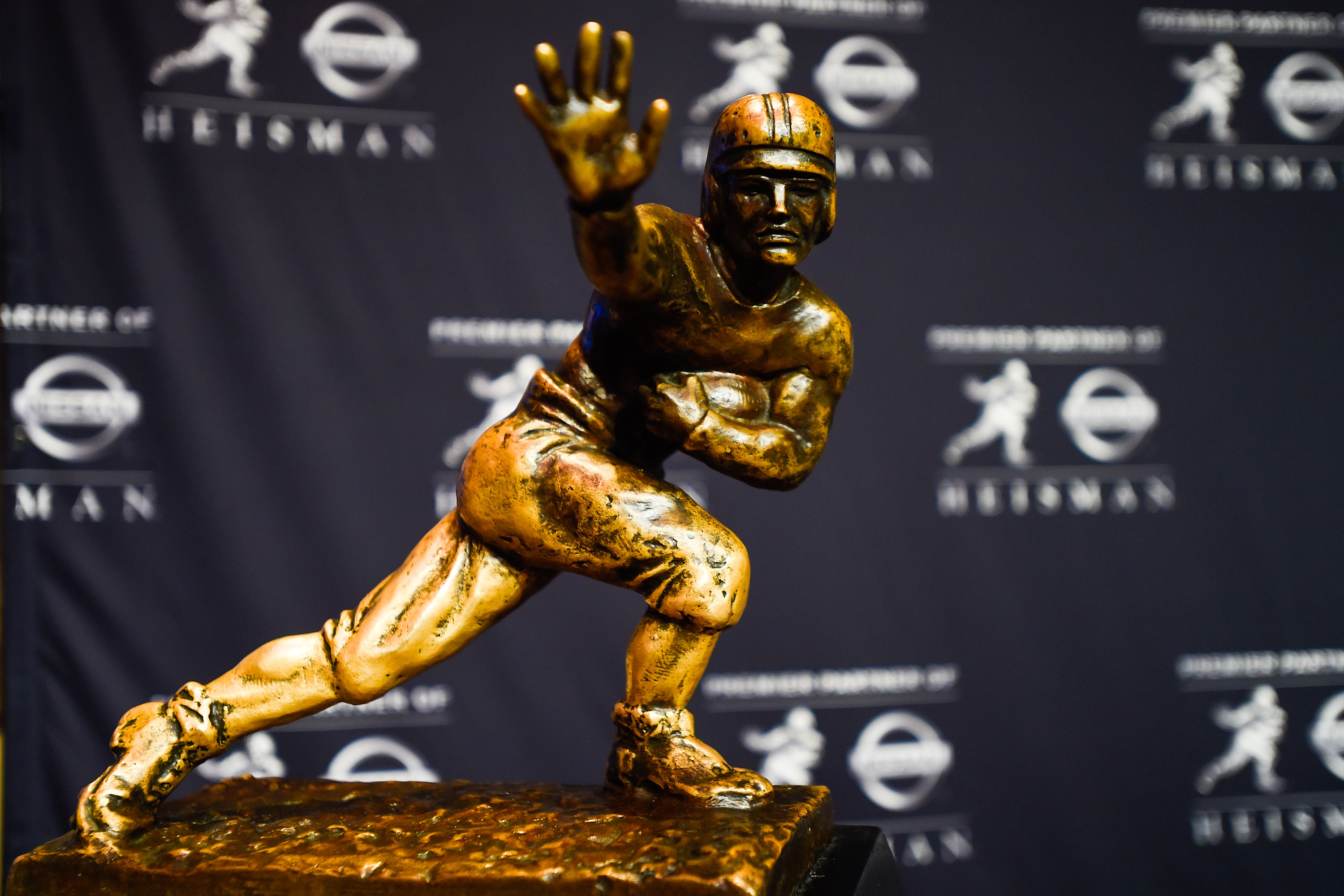 What TV Channel Is The Heisman Trophy Ceremony On Tonight?