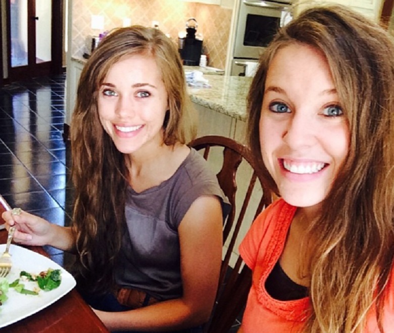 Jill & Jessa Counting On, Jill & Jessa Counting On Premiere, Jill & Jessa Counting On TLC, Jill & Jessa Counting On Cast, Jill Duggar, Jill Dillard, Jessa Duggar, Jessa Seewald, Ben Seewald, Derick Dillard, Josh Duggar Cheating Scandal, Josh Duggar Wife, Jessa Seewald Baby, Spurgeon Seewald, Israel Dillard