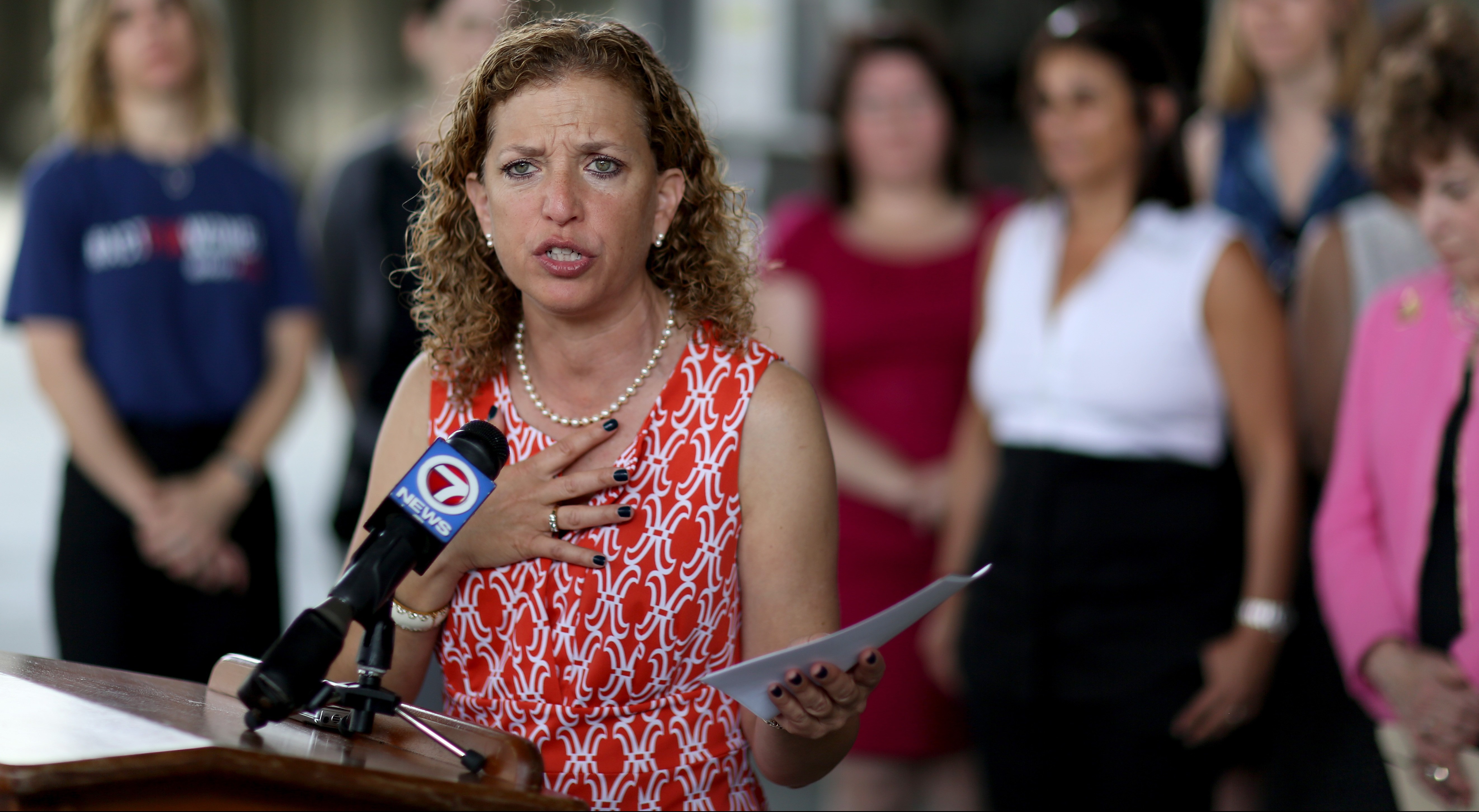 Debbie Wasserman Schultz 5 Fast Facts You Need To Know