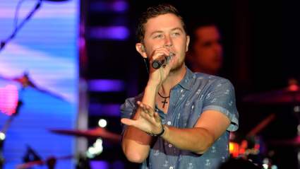 Scotty McCreery to Sing National Anthem at Patriots-Chiefs Game