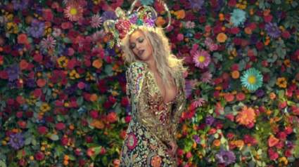WATCH: Coldplay & Beyonce Song ‘Hymn For the Weekend’