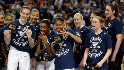 Women’s Final Four Schedule 2016: Date, Game Times, TV & Location