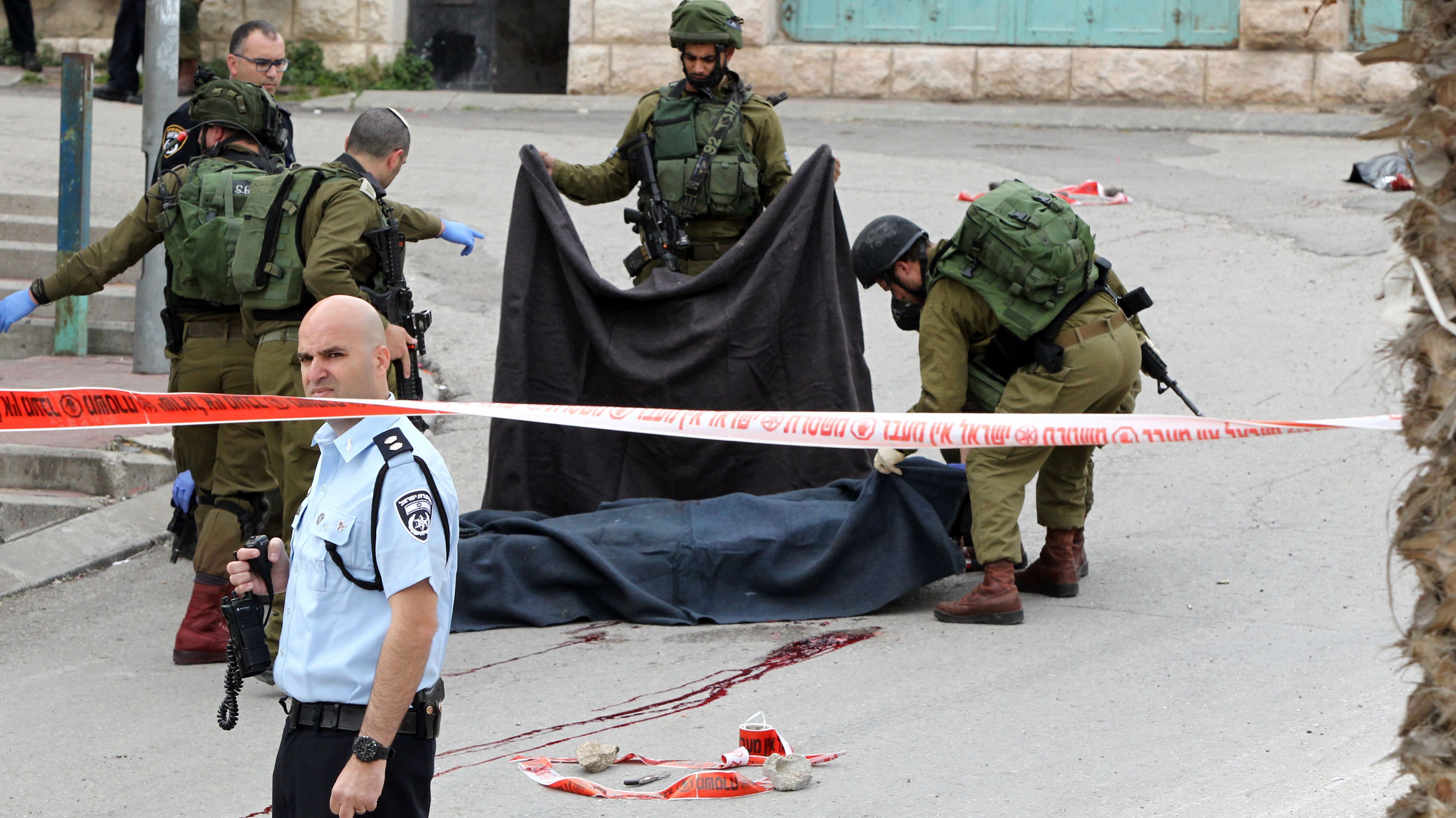 WATCH: Israeli Soldier Shoots Wounded Palestinian Suspect