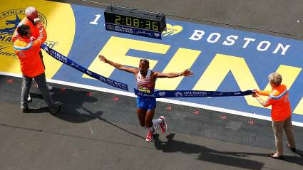 Boston Marathon 2016 Results: Winners, Top Times & Prize Money