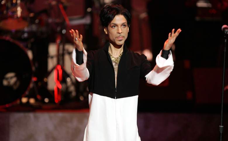 LOS ANGELES, CA - MARCH 19: Musician Prince is seen on stage at the 36th NAACP Image Awards at the Dorothy Chandler Pavilion on March 19, 2005 in Los Angeles, California. Prince was honored with the Vanguard Award. (Photo by Kevin Winter/Getty Images)