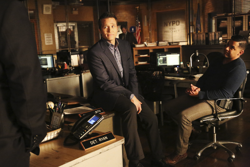 'Castle' Series Finale: Season 8 Episode 22 'Crossfire' Spoilers & Recap