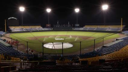 NCAA Baseball Tournament: Regionals Schedule & Brackets