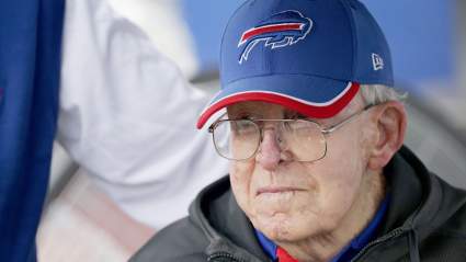 Buddy Ryan Dead: Twitter Reactions to the Coach’s Death