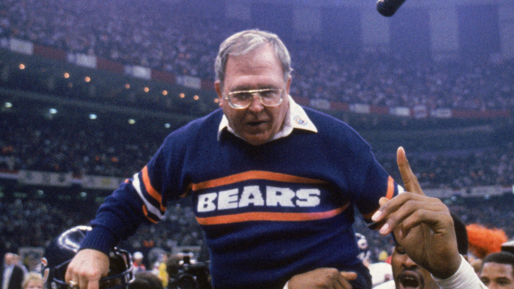 Buddy Ryan, ex-NFL coach and dad of Rex and Rob, dead at 82 - CBS News