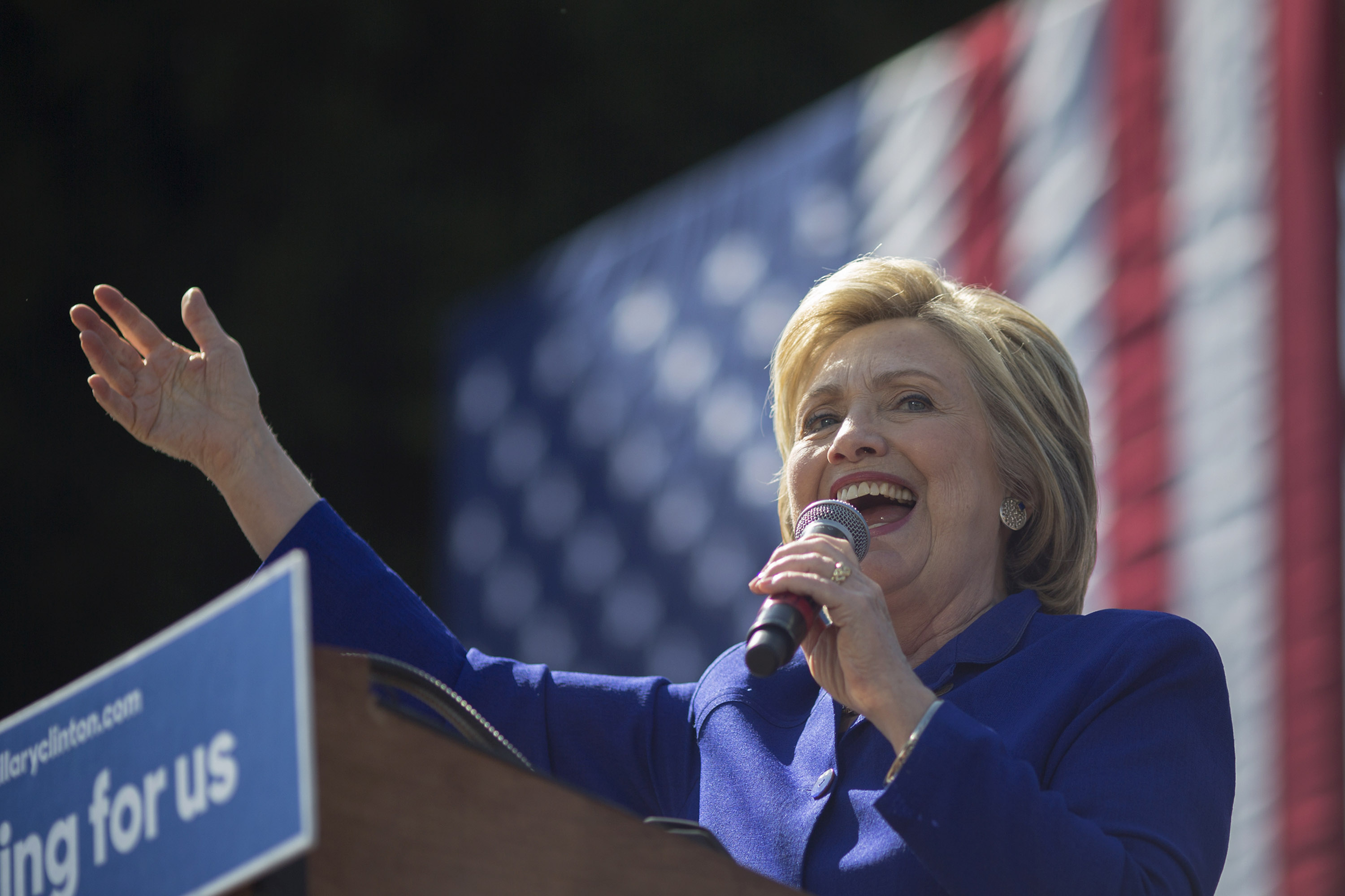 Hillary Clinton’s Net Worth 5 Fast Facts To Know